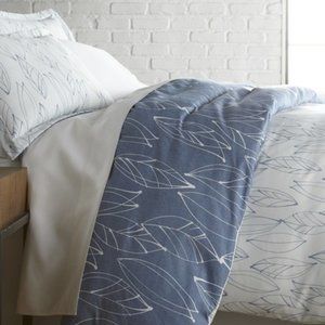 Modern Foliage Blue 3-Piece Duvet Cover Set